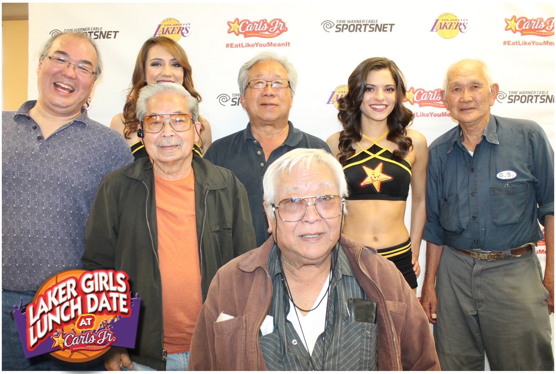 Lakers Girls With Awkward Fans 28