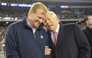Roger Goodell and Robert Kraft